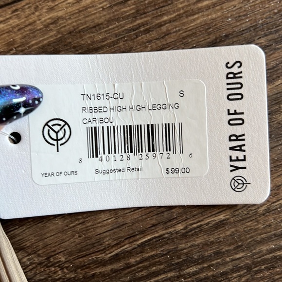 Ribbed High High Legging - Picture 3 of 3